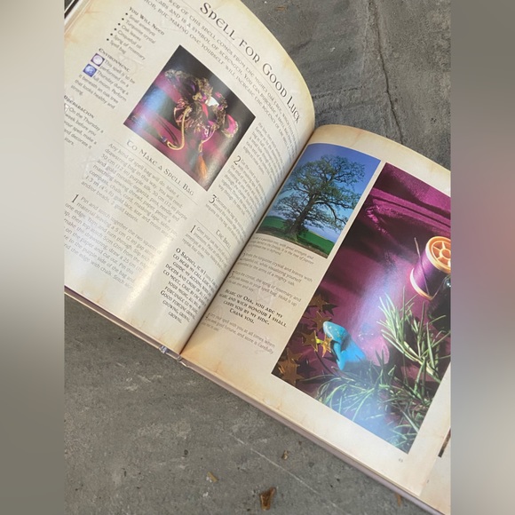 Spellweaving good spell book - Picture 6 of 8